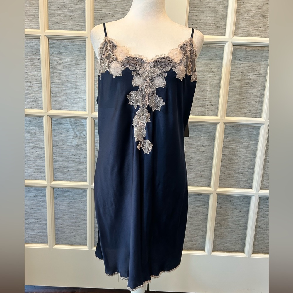 Josie Natori Lolita Lace Silk Chemise Dark Blue, Size Large